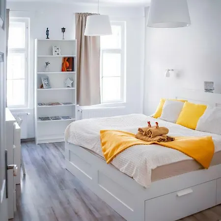 Malasits Art - Private With Bathroom Gazde/Camere de închiriat